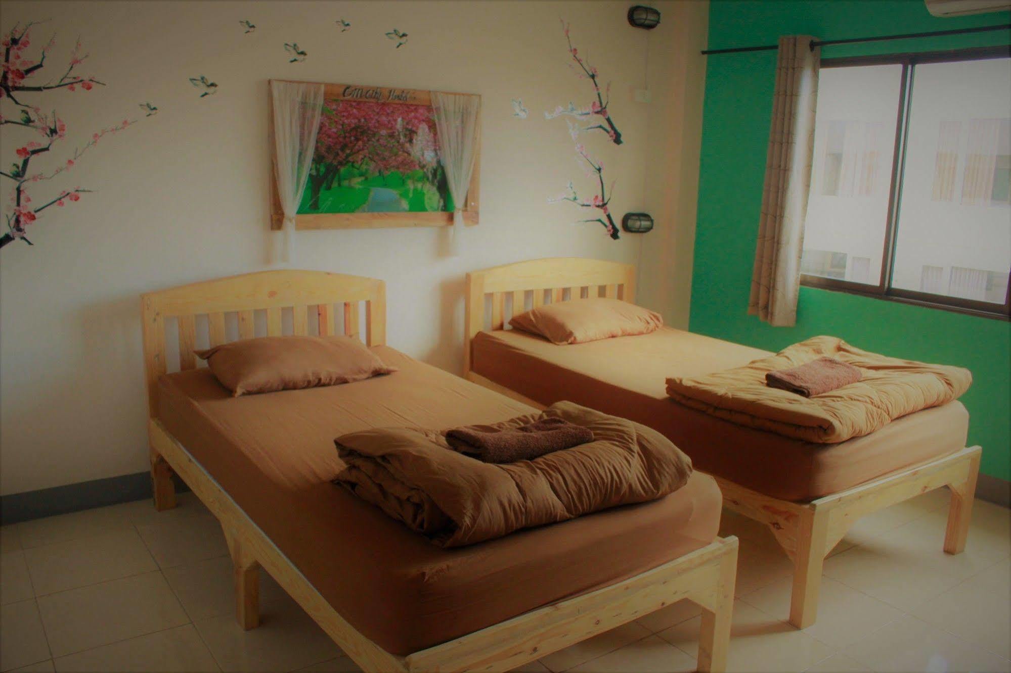 Cm City Hostel Чиангмай Экстерьер фото