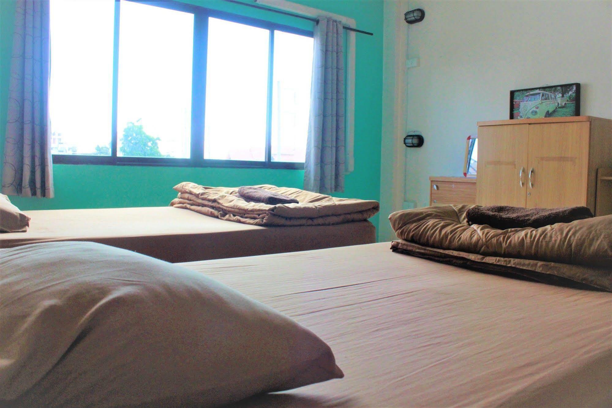 Cm City Hostel Чиангмай Экстерьер фото